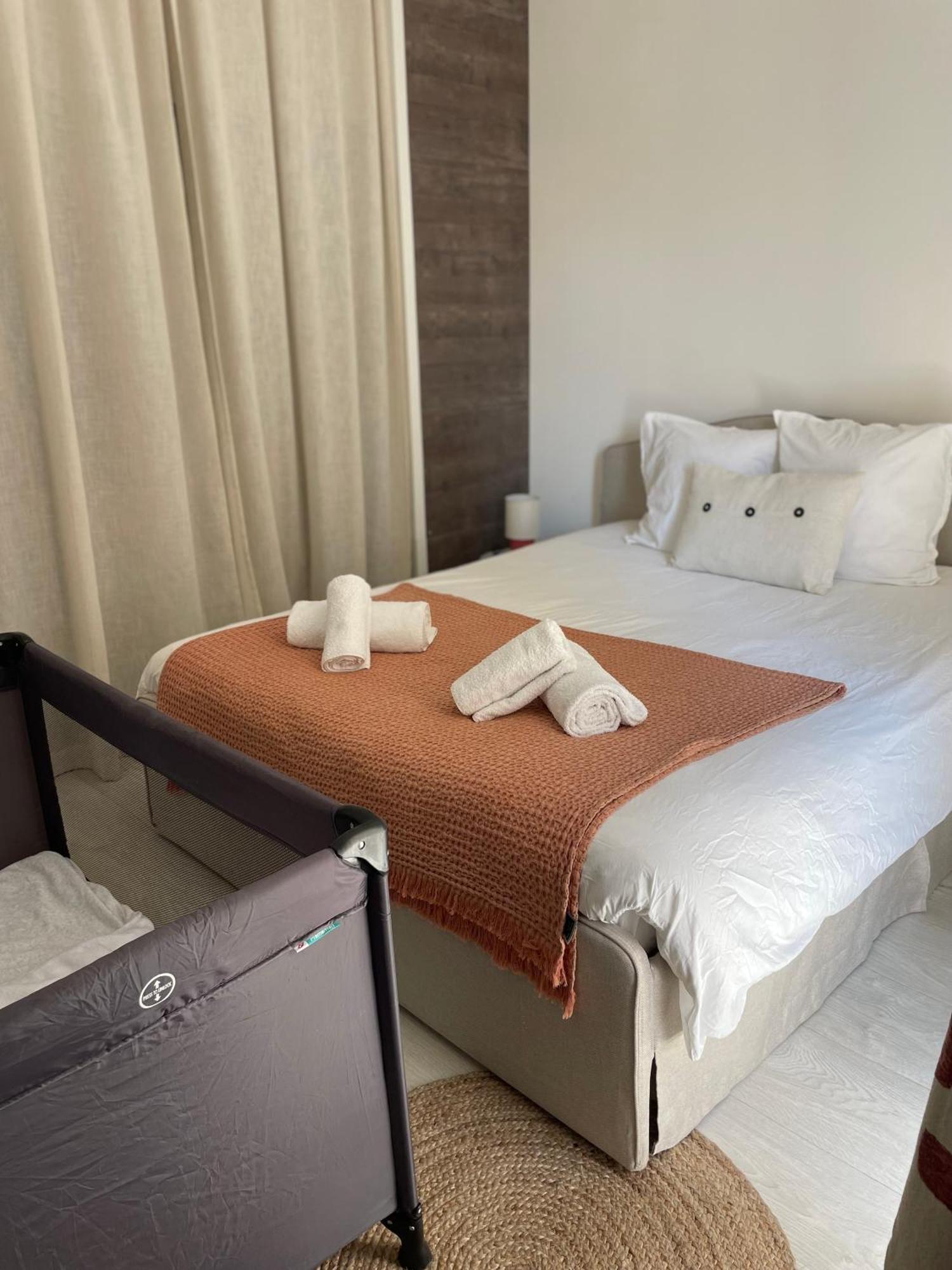 Lou Cabanot - Appartement Lumineux 3 Chambres - Parking Gratuit Безьє Екстер'єр фото